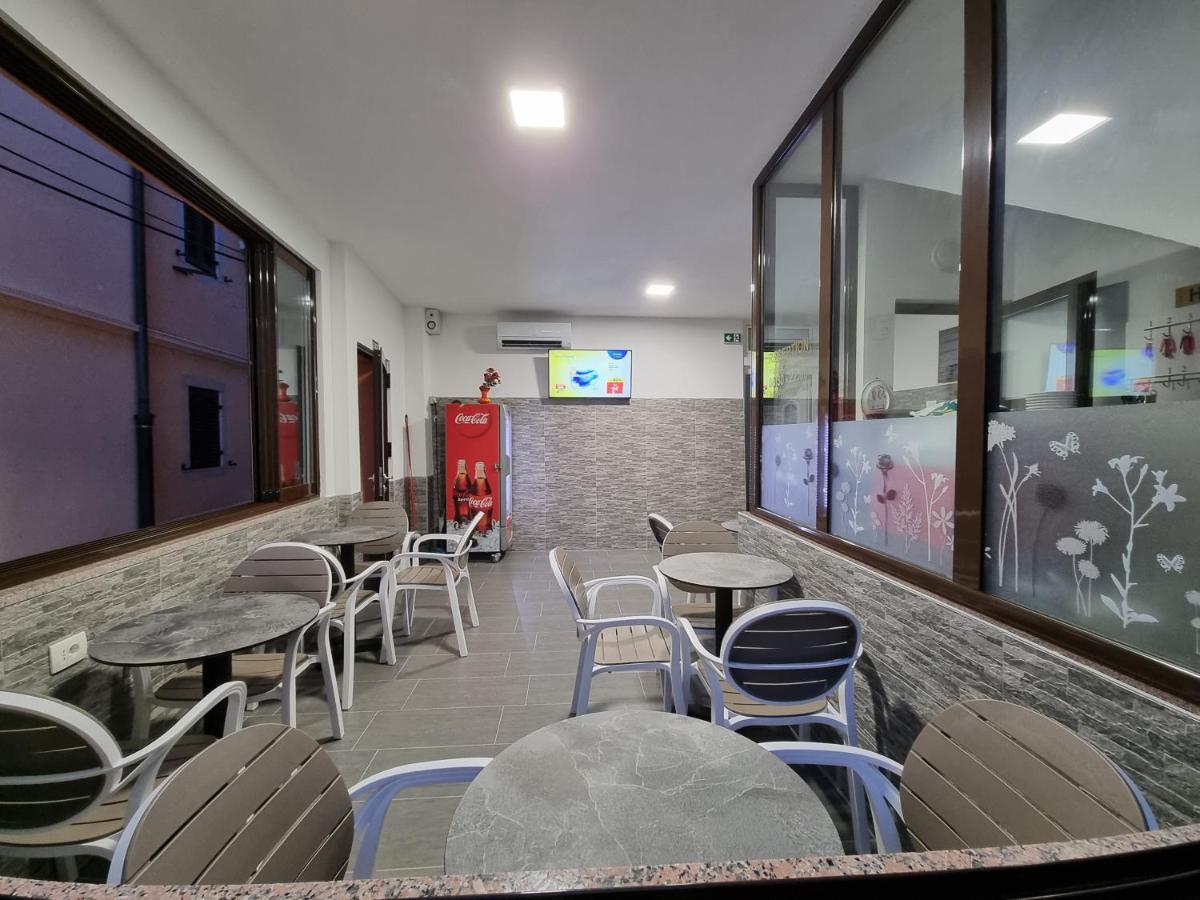 Hostel BellaVista Koper Exterior foto