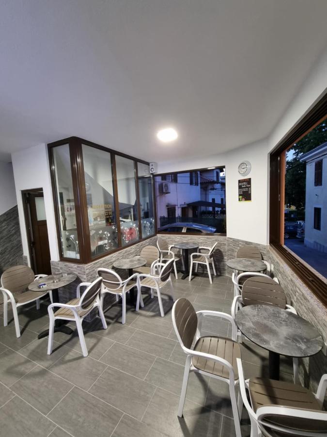 Hostel BellaVista Koper Exterior foto